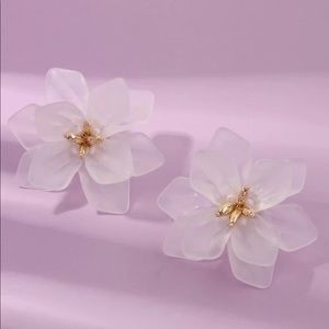 NWOT Statement Flower Earrings